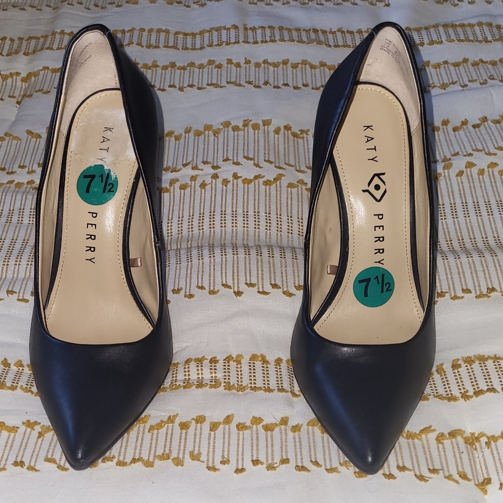 Katy Perry Black Heel